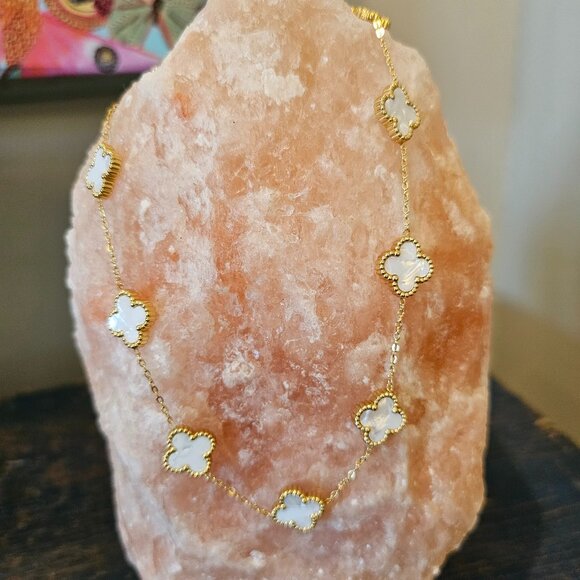 Hope, Faith, Love and Luck clover fashion necklace 16 inches - Picture 8 of 12